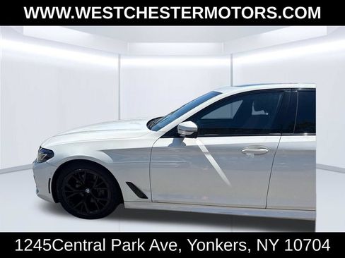 Used 2021 BMW 530i xDrive w/ M Sport Package AWD/4WD image 9