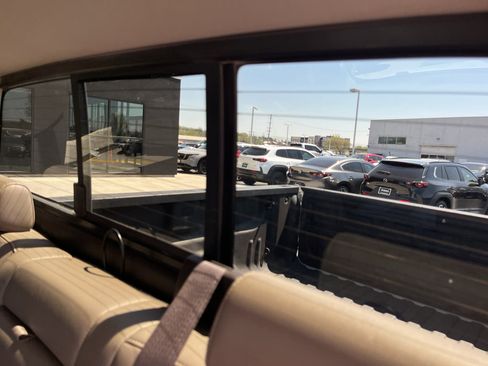 Used 2017 GMC Sierra 1500 SLT AWD/4WD image 31