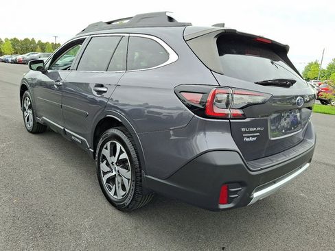 Used 2021 Subaru Outback Touring AWD/4WD image 5