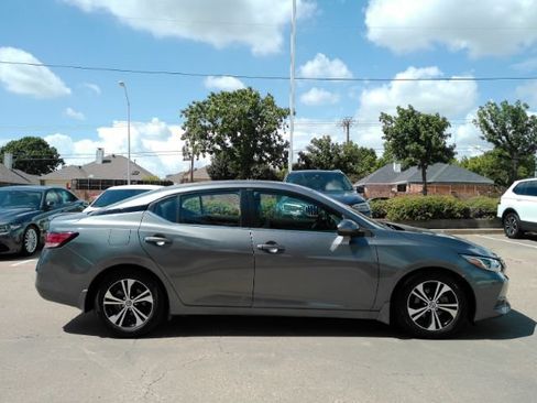 Used 2021 Nissan Sentra SV w/ Trunk Package FWD image 5