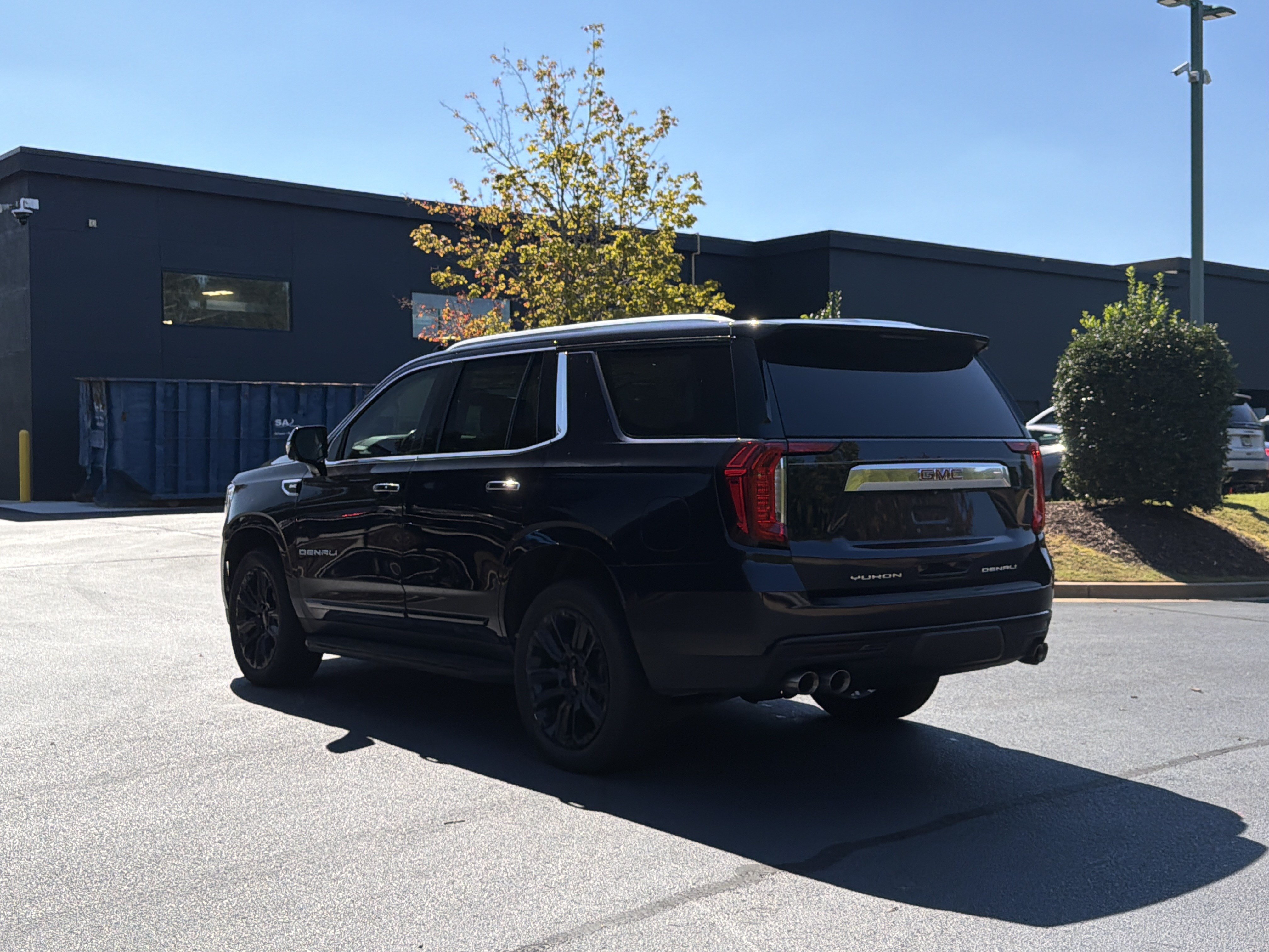 Used 2022 GMC Yukon Denali RWD image 14