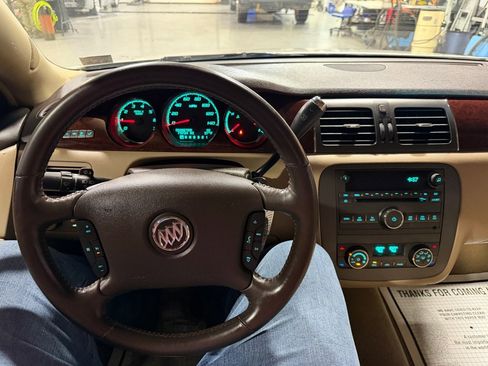 Used 2009 Buick Lucerne CX image 19