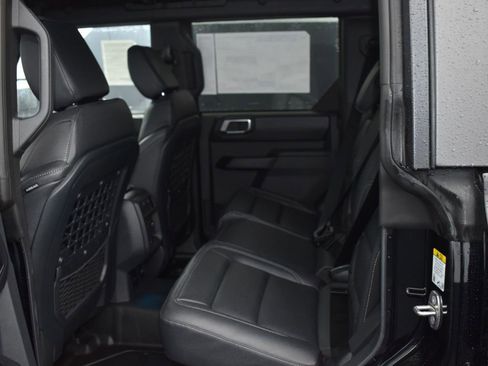 New 2025 Ford Bronco Badlands AWD/4WD image 11