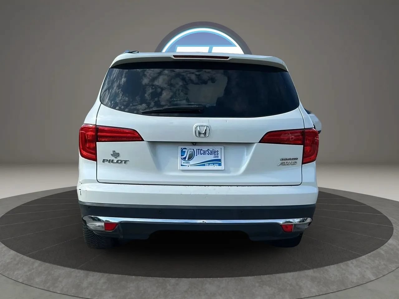 Used 2016 Honda Pilot Touring image 16
