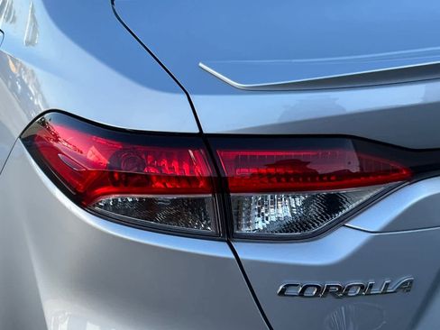 Used 2022 Toyota Corolla SE FWD image 20