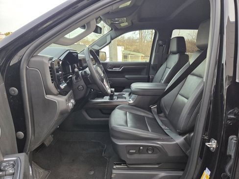 Used 2023 GMC Sierra 1500 SLT w/ SLT Premium Package image 16