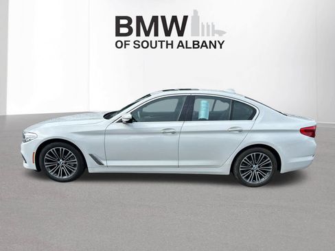 Used 2018 BMW 530i xDrive w/ Premium Package AWD/4WD image 2