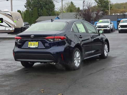 New 2026 Toyota Corolla XLE image 5