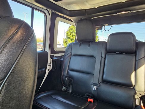 Used 2020 Jeep Wrangler Unlimited Rubicon image 25