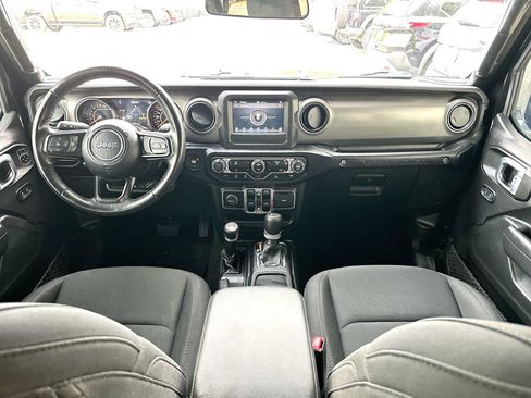 Used 2022 Jeep Wrangler Unlimited Sport AWD/4WD image 25