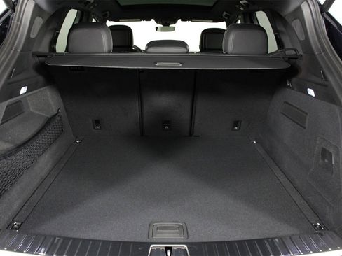 New 2026 Porsche Cayenne S image 18