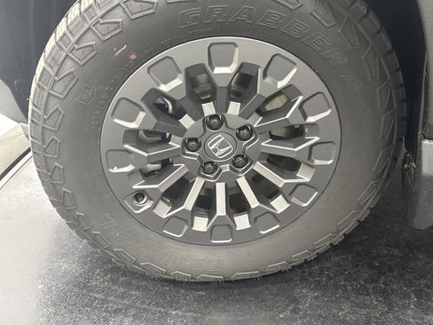 Certified 2026 Honda Passport TrailSport image 30