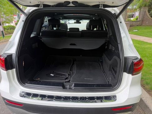 Used 2020 Mercedes-Benz GLB 250 4MATIC image 36
