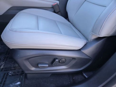 New 2026 Ford Explorer Active image 19