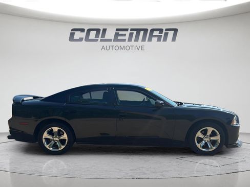 Used 2014 Dodge Charger SE w/ Sport Appearance Group RWD image 6