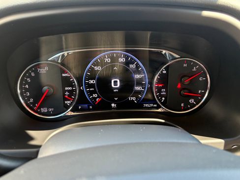 Used 2021 GMC Acadia Denali w/ Denali Technology Package FWD image 14