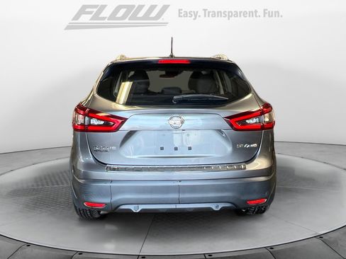 Used 2021 Nissan Rogue Sport SV image 8