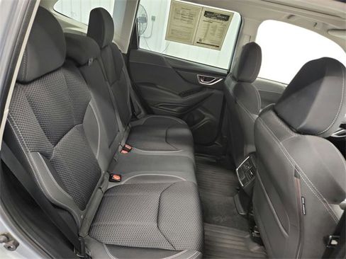 Used 2021 Subaru Forester Premium image 38