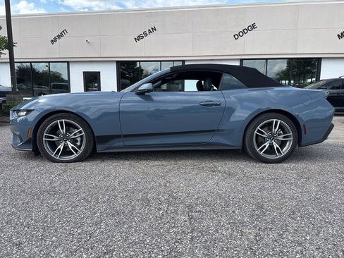 Used 2025 Ford Mustang Premium w/ Wheel & Stripe Package RWD image 6