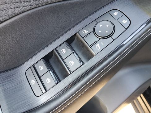 Certified 2023 Nissan Rogue SV image 27