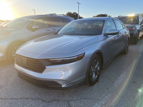Used 2024 Honda Accord EX image 1
