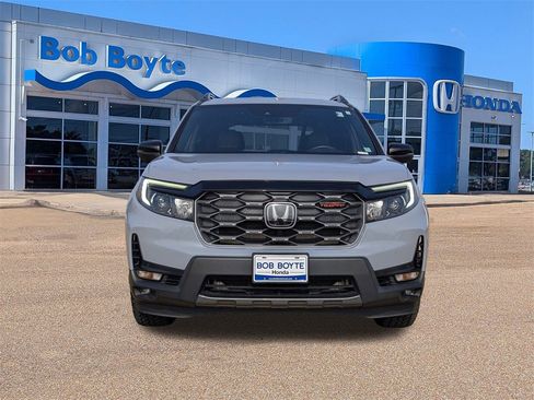 Certified 2024 Honda Passport TrailSport image 8