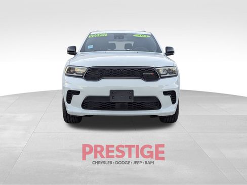 Used 2024 Dodge Durango GT RWD image 3