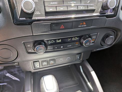 Used 2022 Nissan Frontier SV RWD image 23