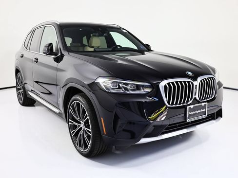 Used 2024 BMW X3 xDrive30i w/ Premium Package AWD/4WD image 9