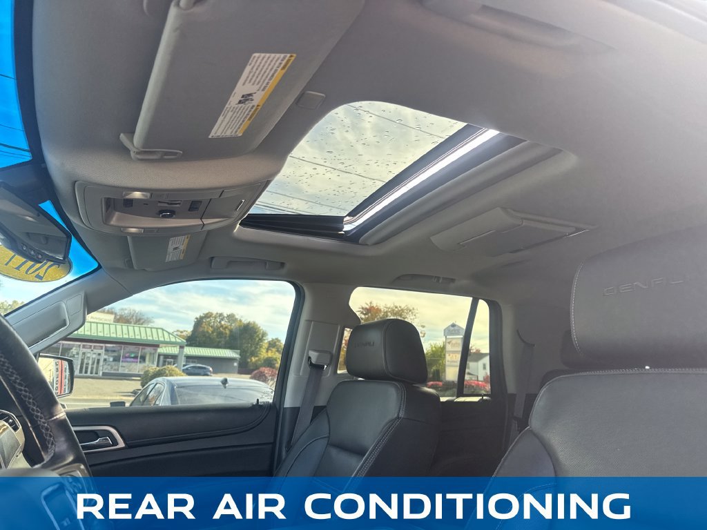 Used 2017 GMC Yukon Denali w/ Open Road Package AWD/4WD image 22