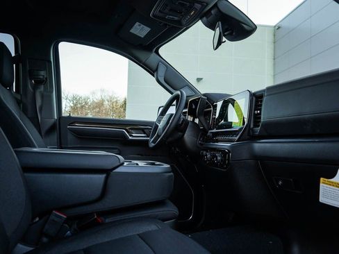 New 2026 Chevrolet Silverado 1500 LT w/ Z71 Off-Road Package image 9