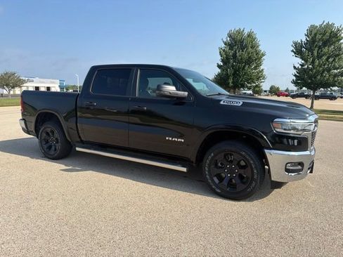 Used 2025 RAM 1500 Big Horn AWD/4WD image 4
