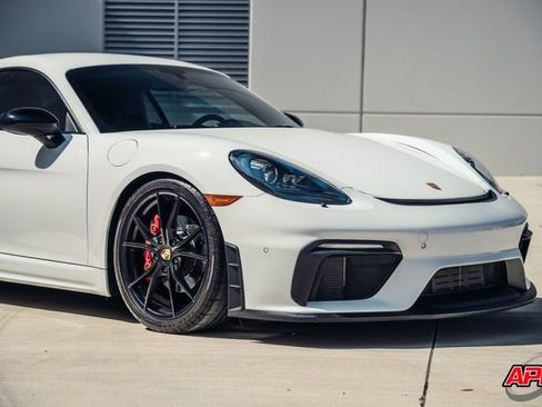 Used 2018 Porsche 718 Cayman GTS RWD image 48