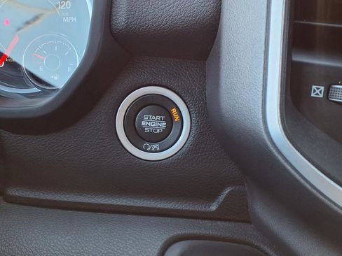 Used 2024 RAM 2500 Big Horn image 15