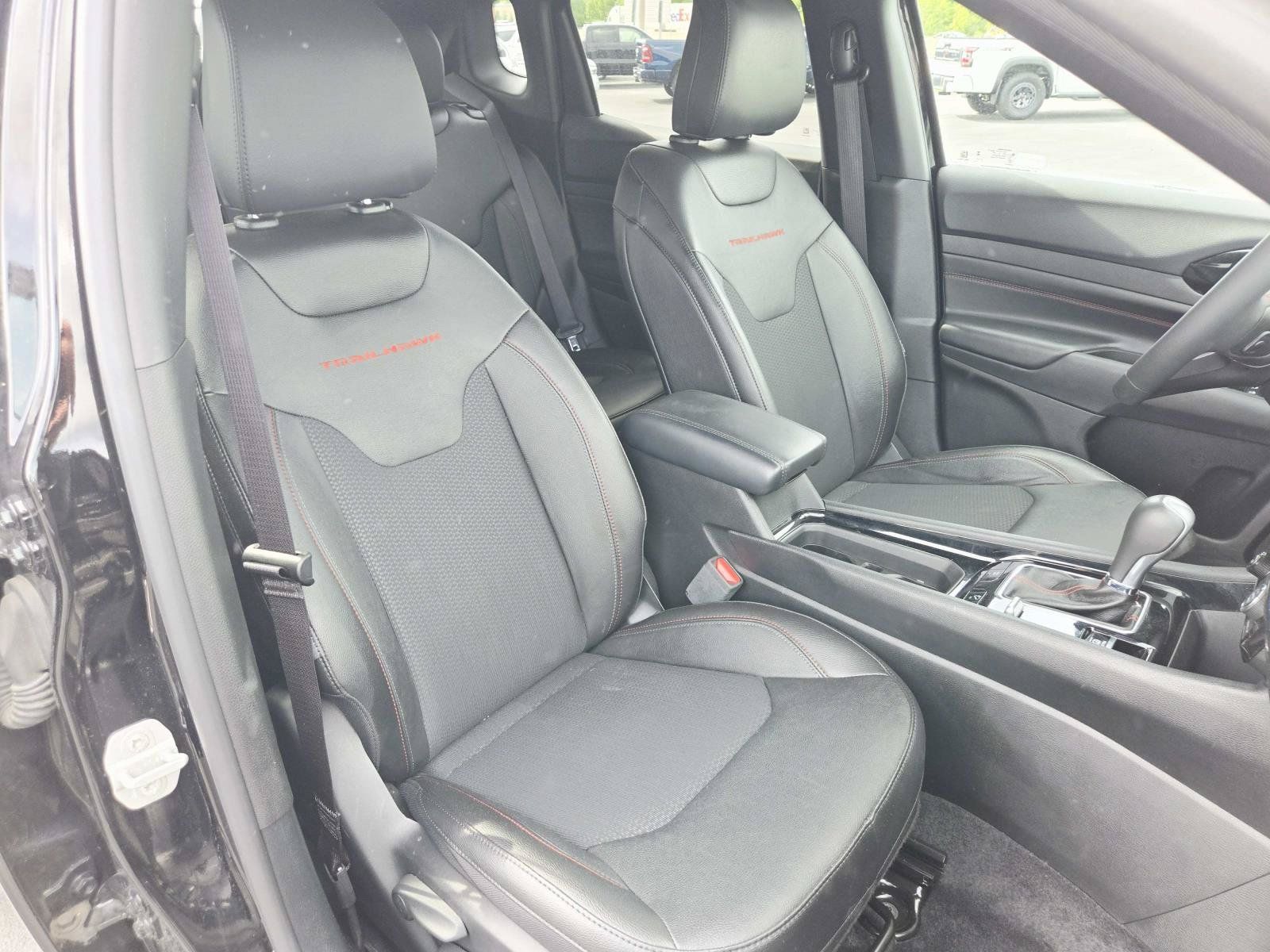 Used 2024 Jeep Compass Trailhawk AWD/4WD image 17