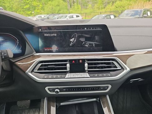 Used 2023 BMW X5 xDrive40i w/ Premium Package AWD/4WD image 14