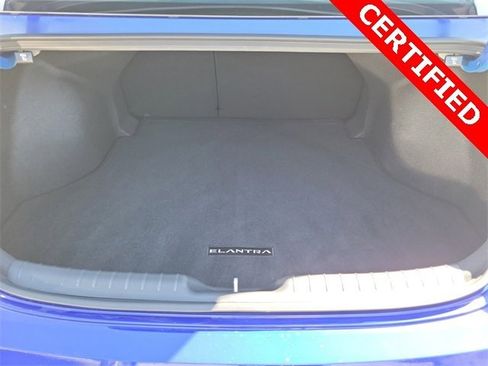Certified 2025 Hyundai Elantra SEL image 19