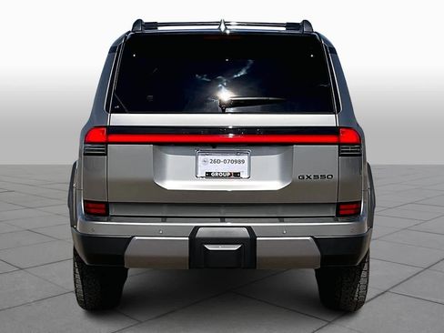 Used 2024 Lexus GX 550 image 5