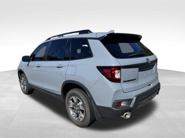 Used 2023 Honda Passport TrailSport image 5