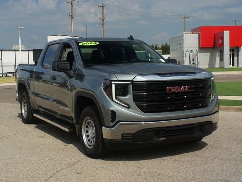 Used 2024 GMC Sierra 1500 Pro w/ Pro Value Package RWD image 2