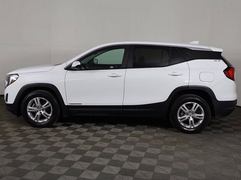 Used 2021 GMC Terrain SLE image 14