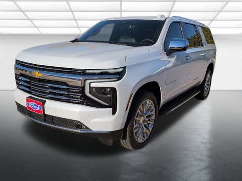 New 2026 Chevrolet Suburban Premier w/ Sun And Tow Package image 35