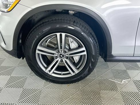 Certified 2020 Mercedes-Benz GLC 300 image 28