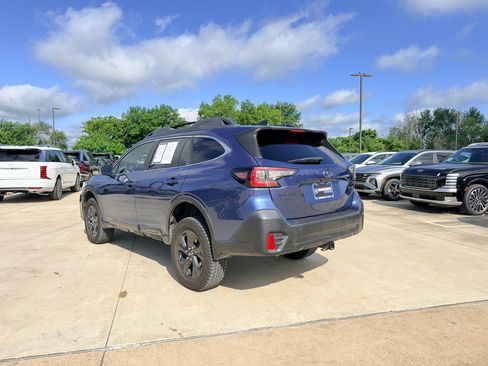 Used 2020 Subaru Outback Onyx Edition XT AWD/4WD image 9