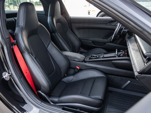 Used 2023 Porsche 911 Targa 4 GTS image 40