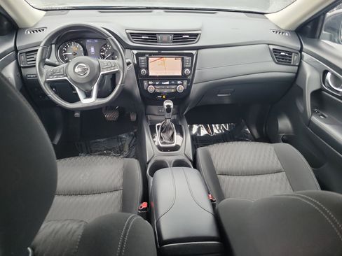Used 2018 Nissan Rogue SV w/ Premium Package image 22