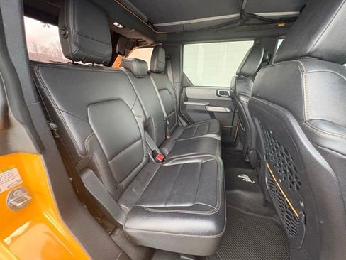 Used 2022 Ford Bronco Badlands w/ Sasquatch Package image 30