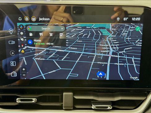 Used 2025 Chevrolet Equinox LT FWD image 13