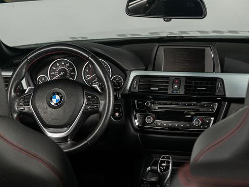 Used 2017 BMW 430i Convertible image 19
