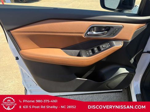 New 2026 Nissan Rogue Platinum AWD/4WD image 10